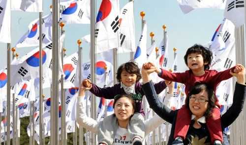 El estado surcoreano un contrapeso al influjo de las compañías trasnacionales o privadas