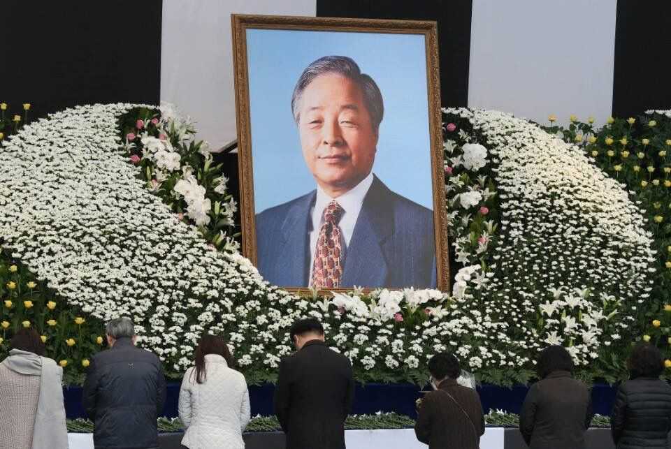 Fallece el ex presidente Kim Young Sam