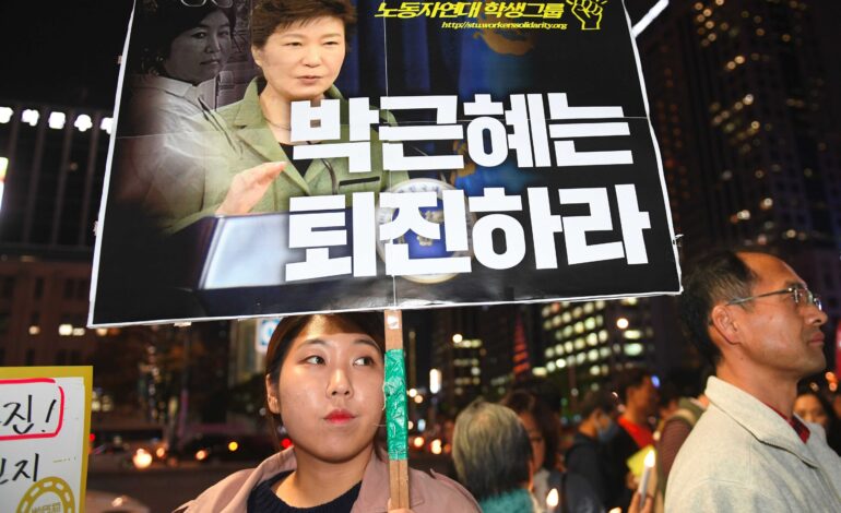 OPINIÓN: En medio del escándalo ¿Qué pasará con la presidencia de Park Geun-hye? (Parte 1)