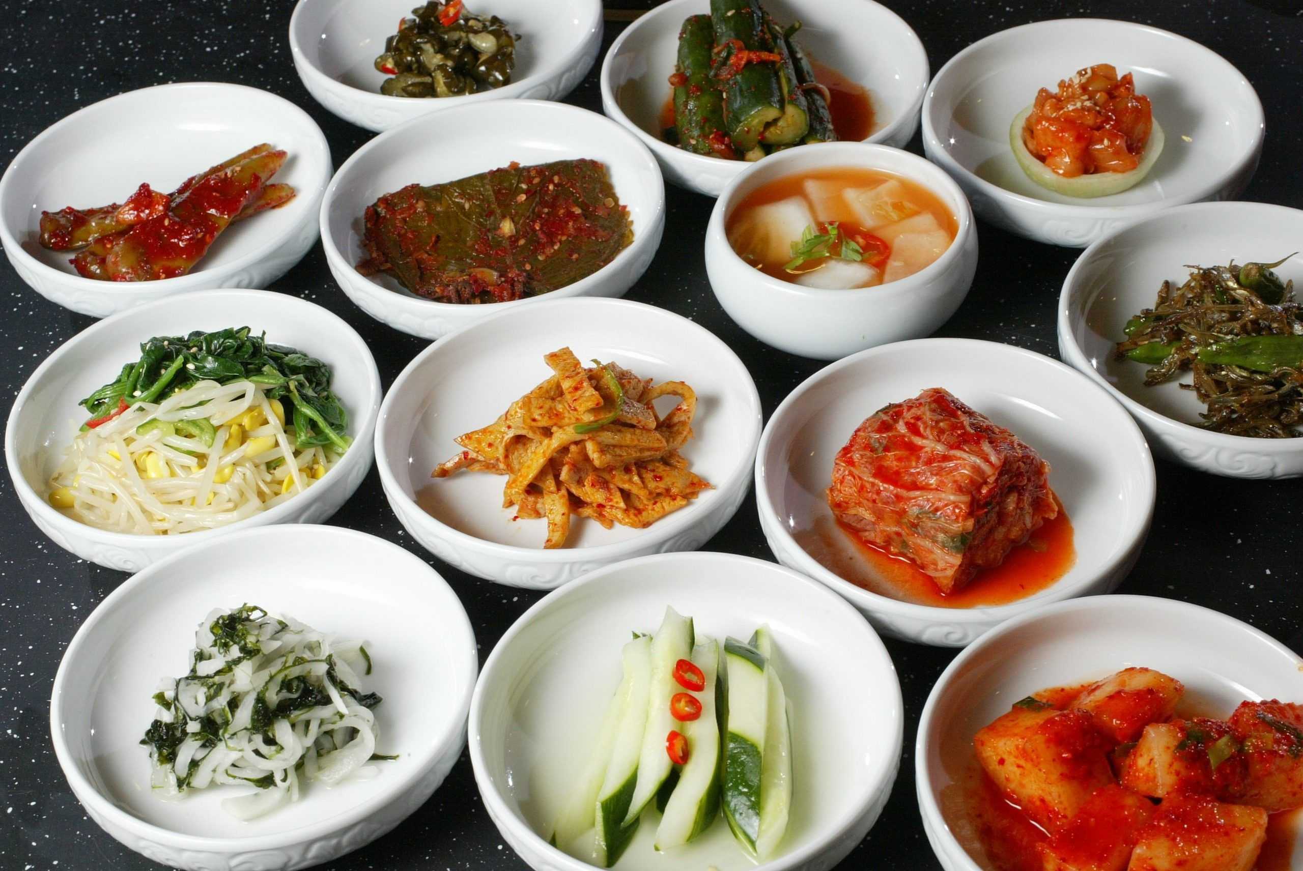 Banchan: los platillos que acompañan la mesa coreana