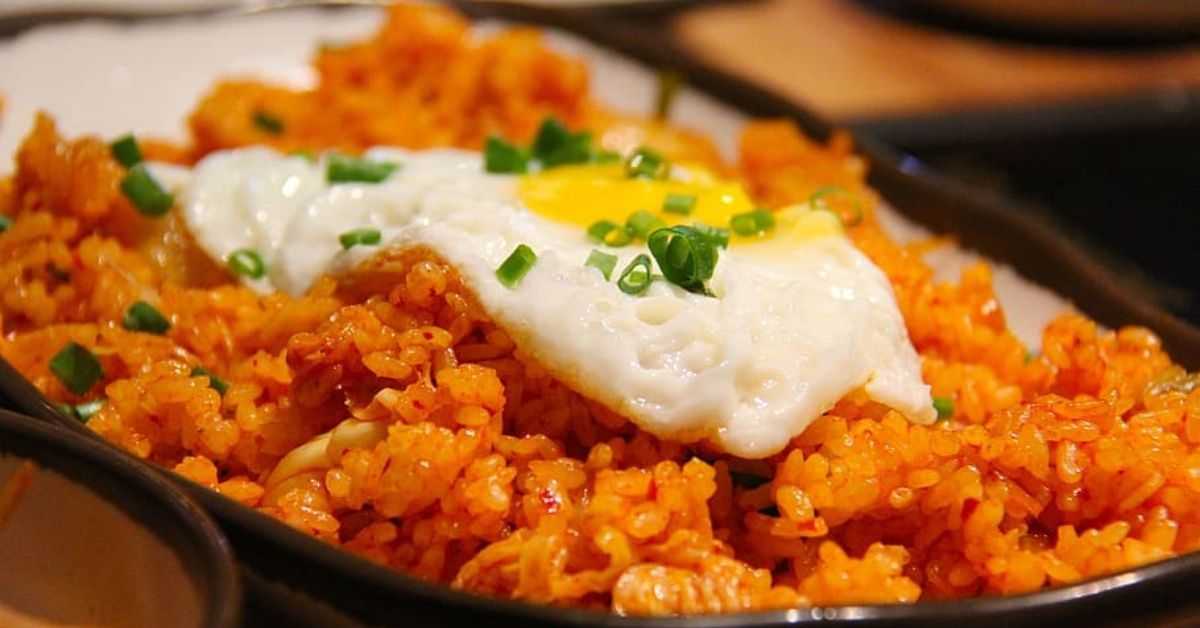 Receta coreana: ¿cómo preparar arroz frito con kimchi?