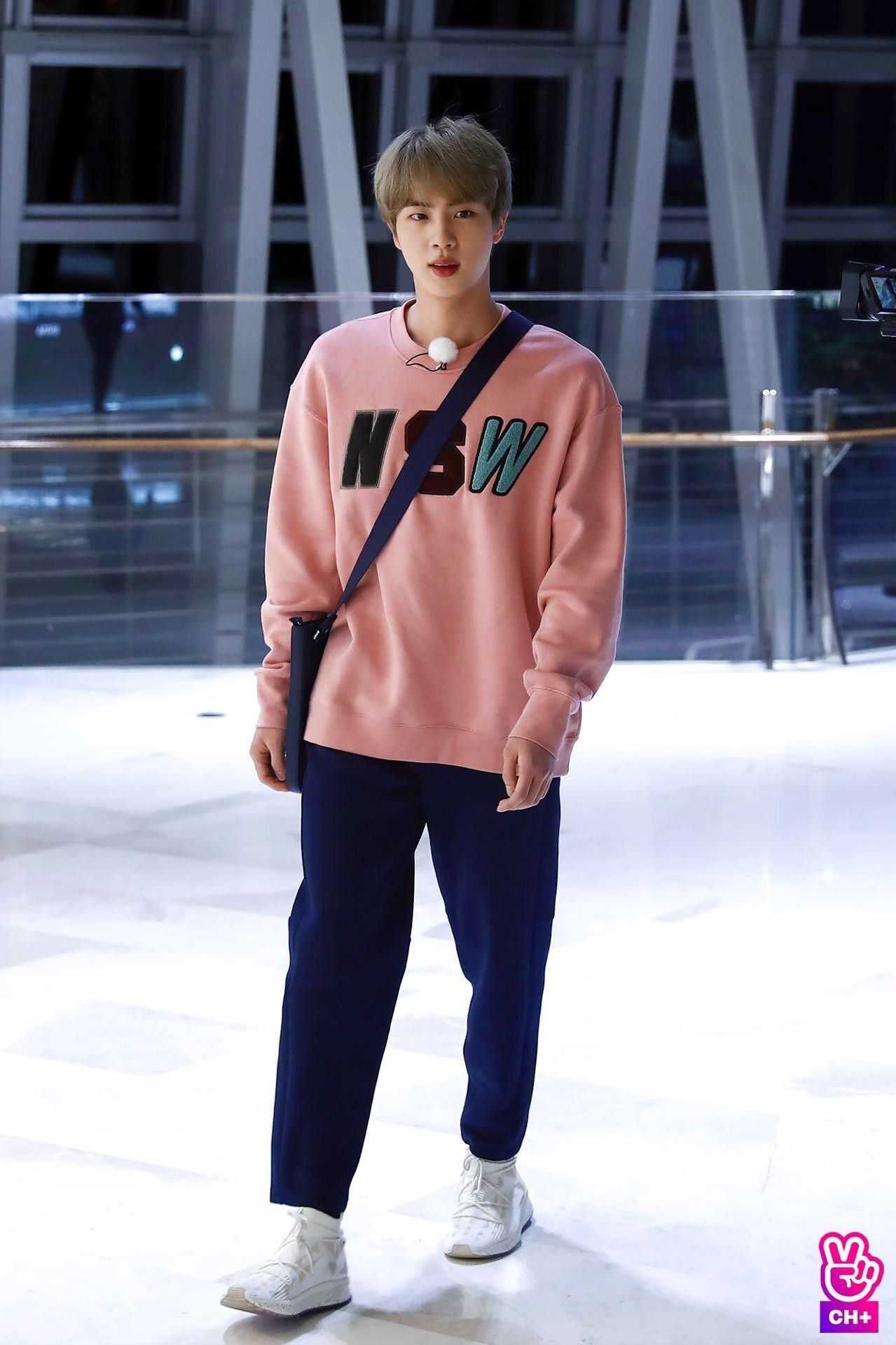 Jin de BTS y su moda