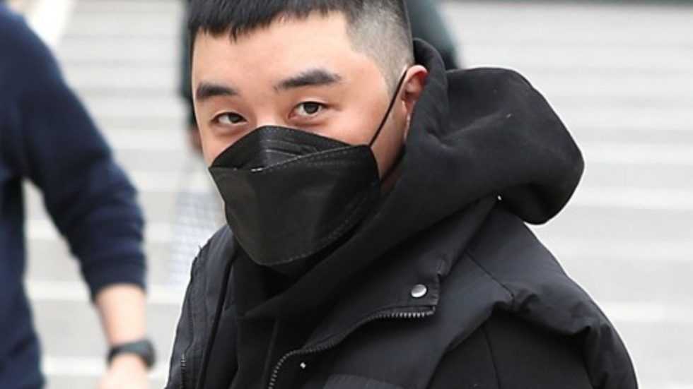 Seungri vuelve a negar cargos