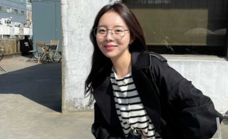 Jiwoo, hermana de J-Hope de BTS, firma con CUBE ENTERTAINMENT
