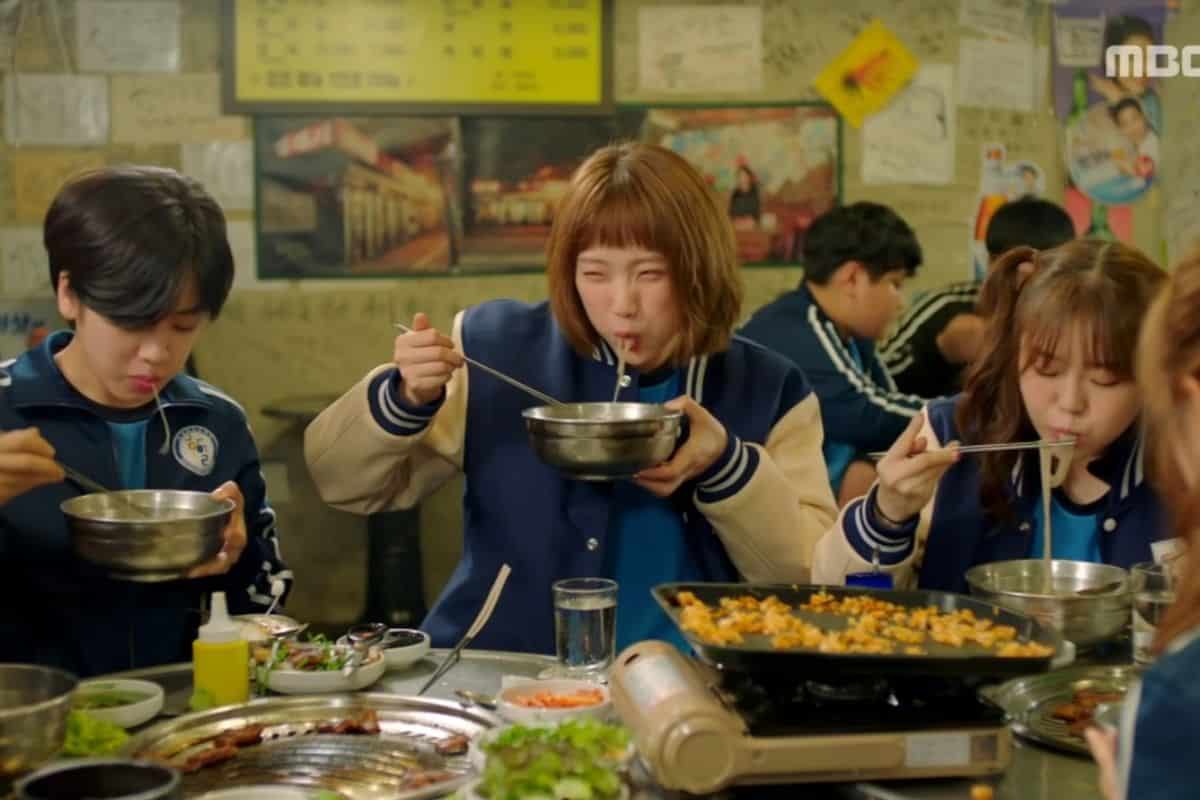 10 platillos que seguro has visto en los dramas coreanos