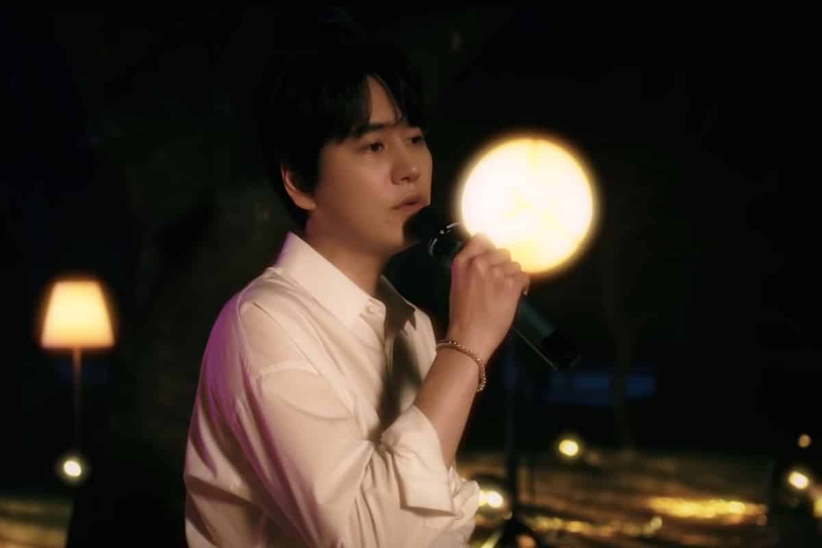 Kyuhyun, de Super Junior, hipnotiza con remake de “On A Starry Night”
