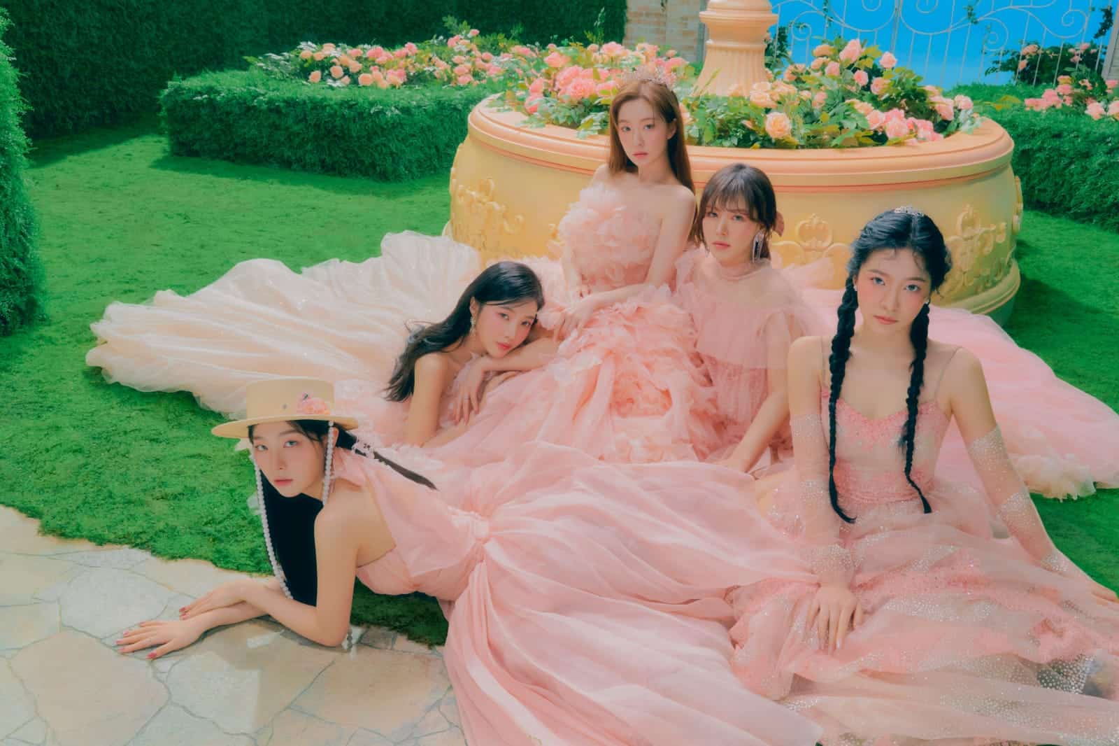 Red Velvet viaja por la historia de las artes con “Feel My Rhythm”