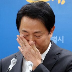 Autoridades de Corea del Sur ofrecen disculpas a días de la tragedia de Itaewon